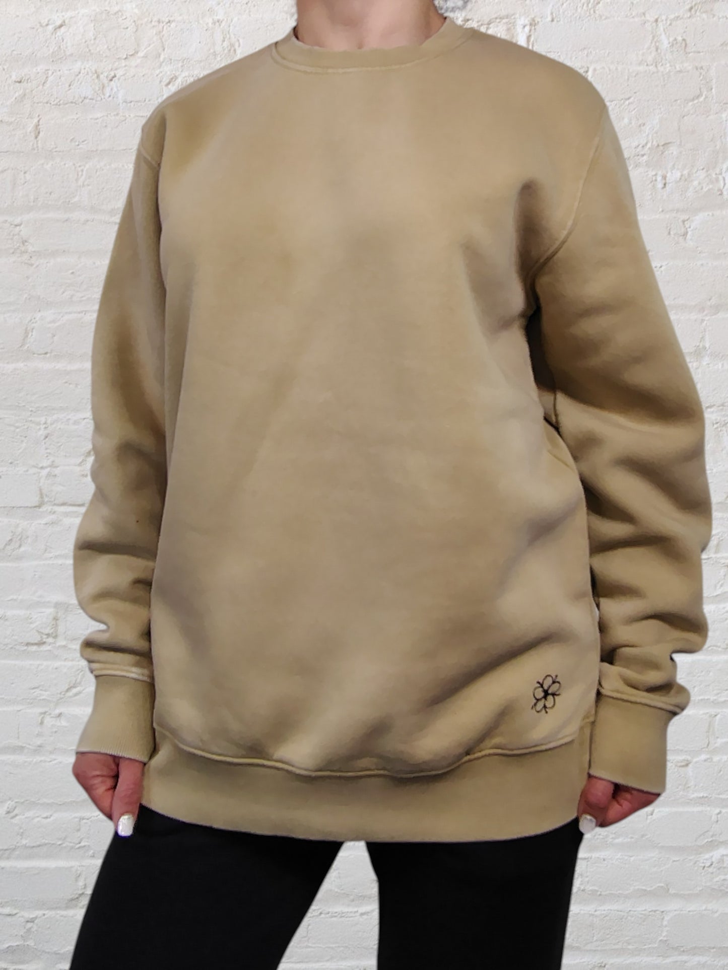 Polerón Beige Crew Acid Wash 90 % Algodón