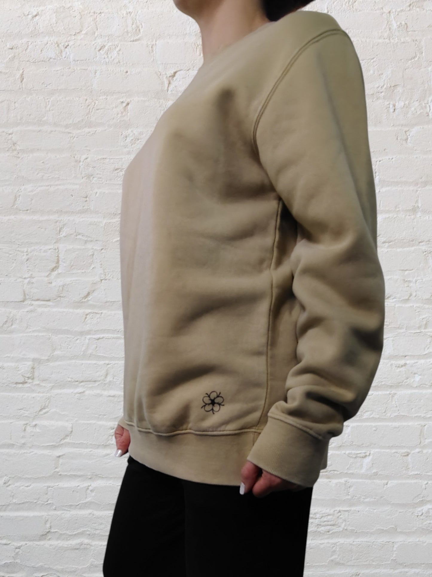 Polerón Beige Crew Acid Wash 90 % Algodón